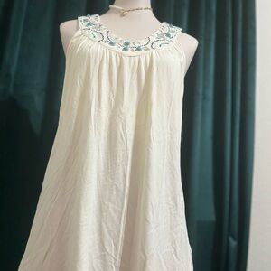 IMAN Elegant Cream Apparel